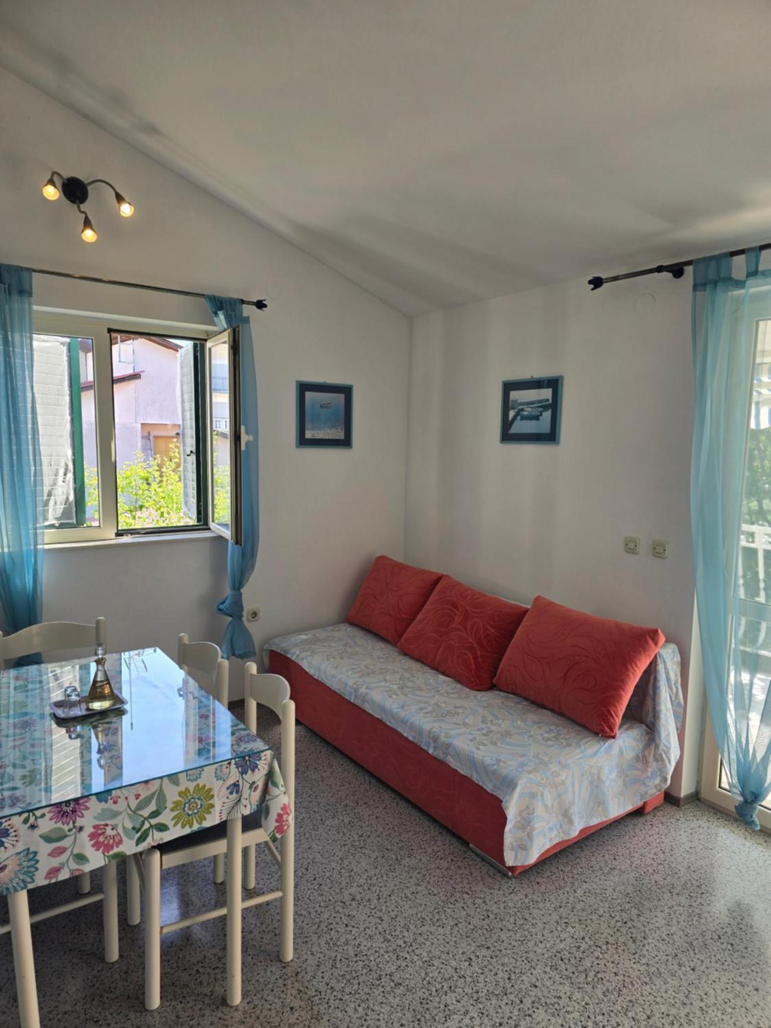 Apartments Vodice Olga Matic ภายนอก รูปภาพ