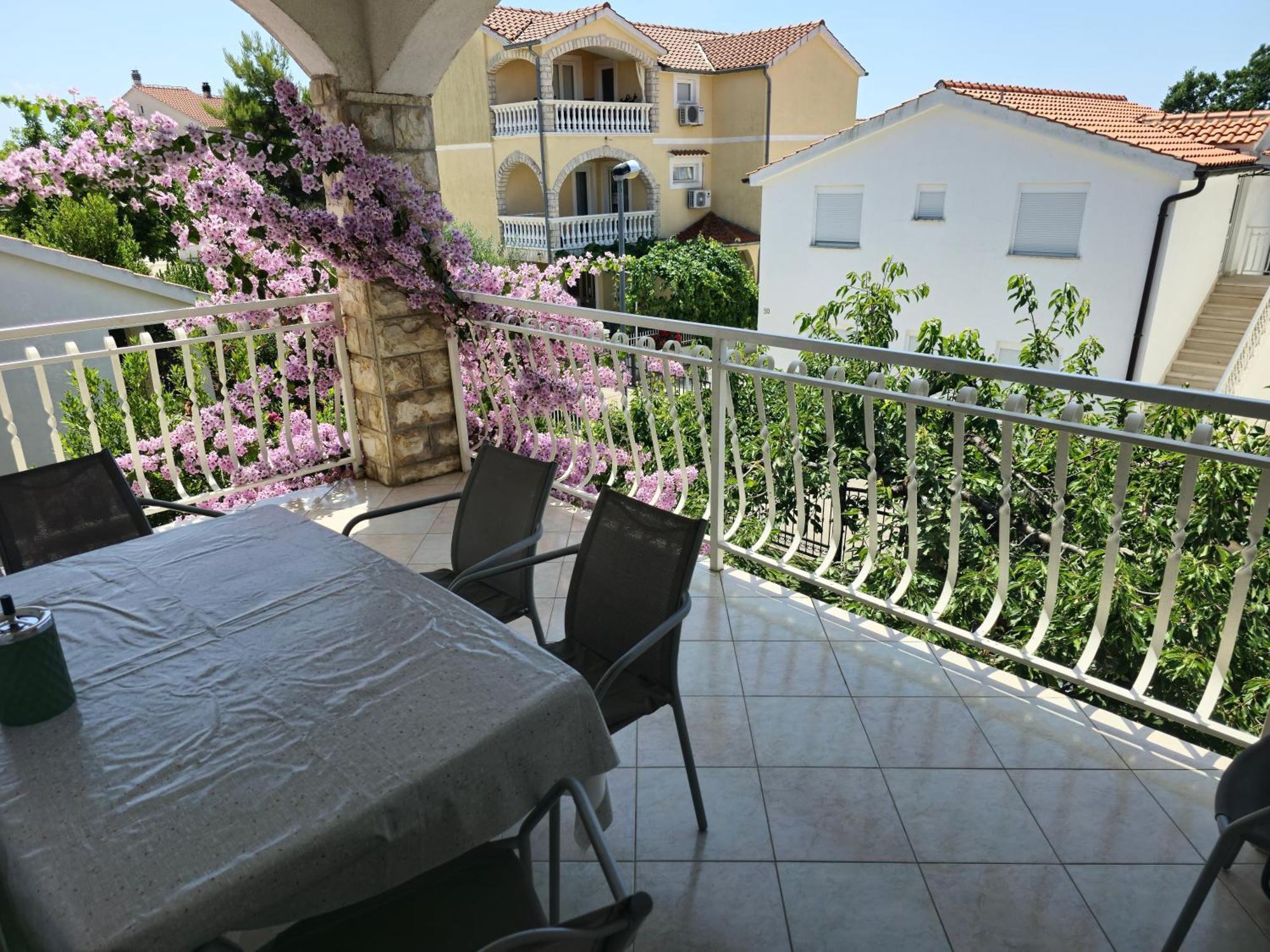 Apartments Vodice Olga Matic ภายนอก รูปภาพ